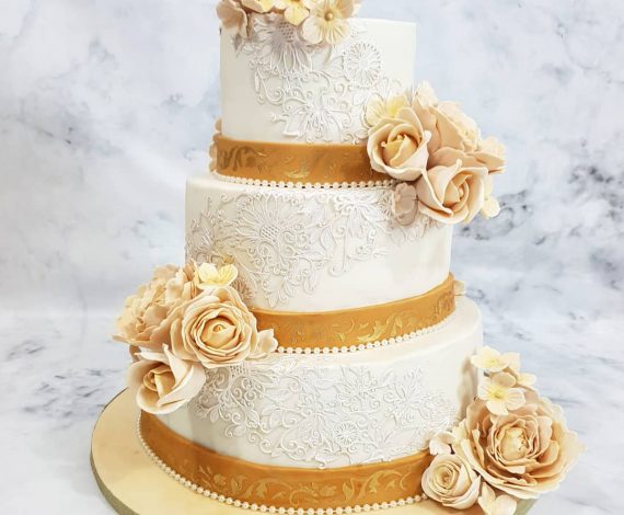 Regal Wedding Cake