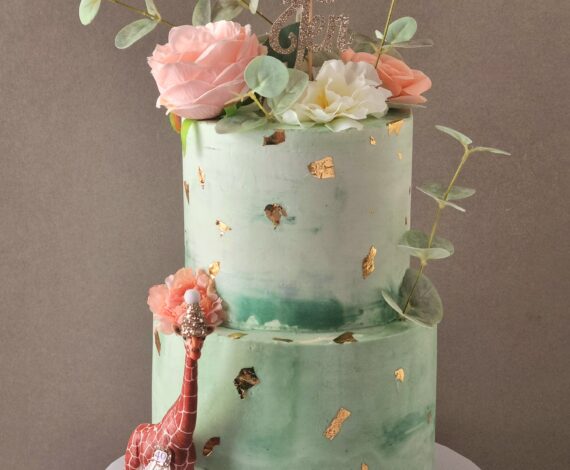 40th Cake. Giraffe & Nature