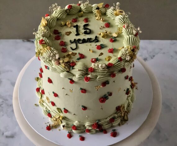 Anniversary Cake -Pistachio